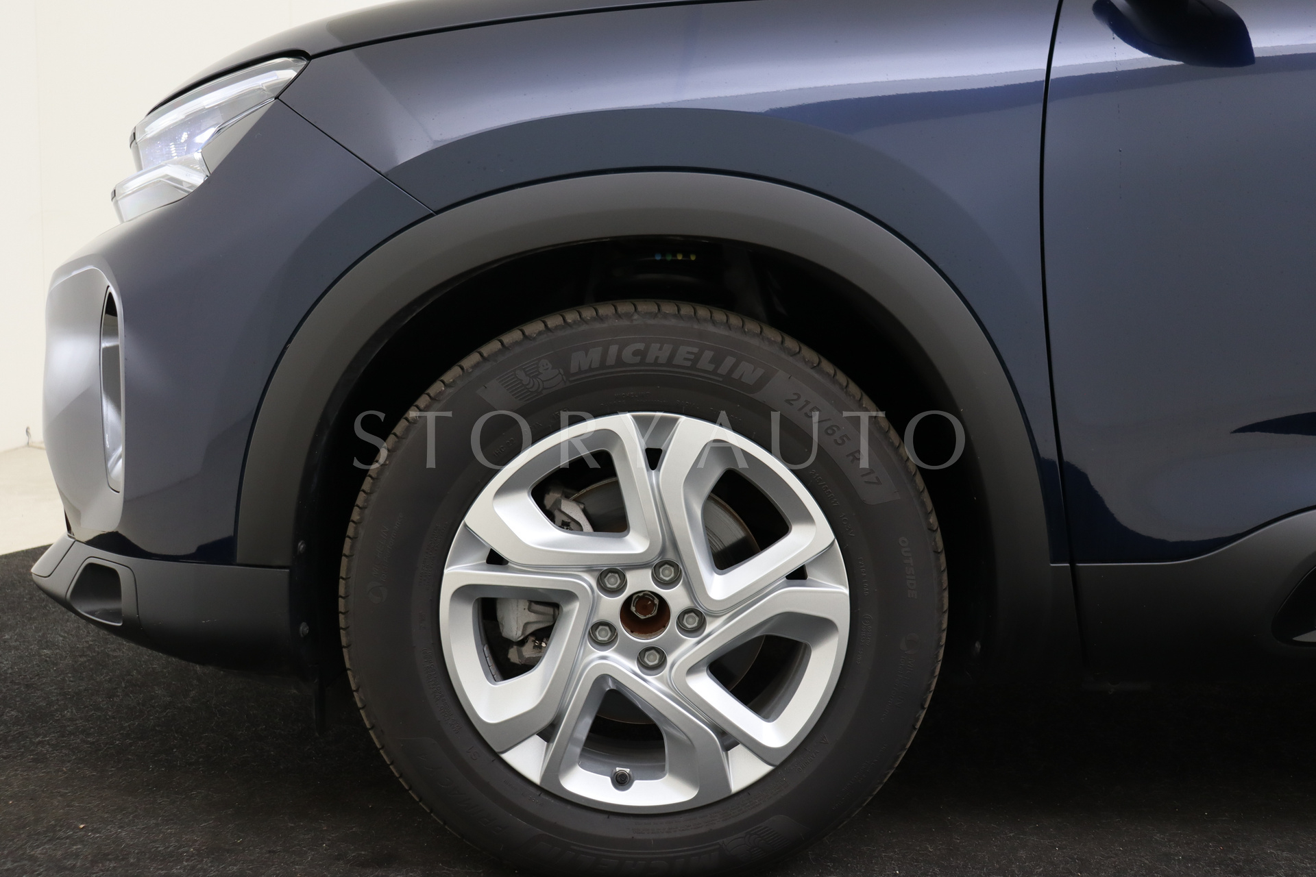 vr7a45gyvrl000556-22