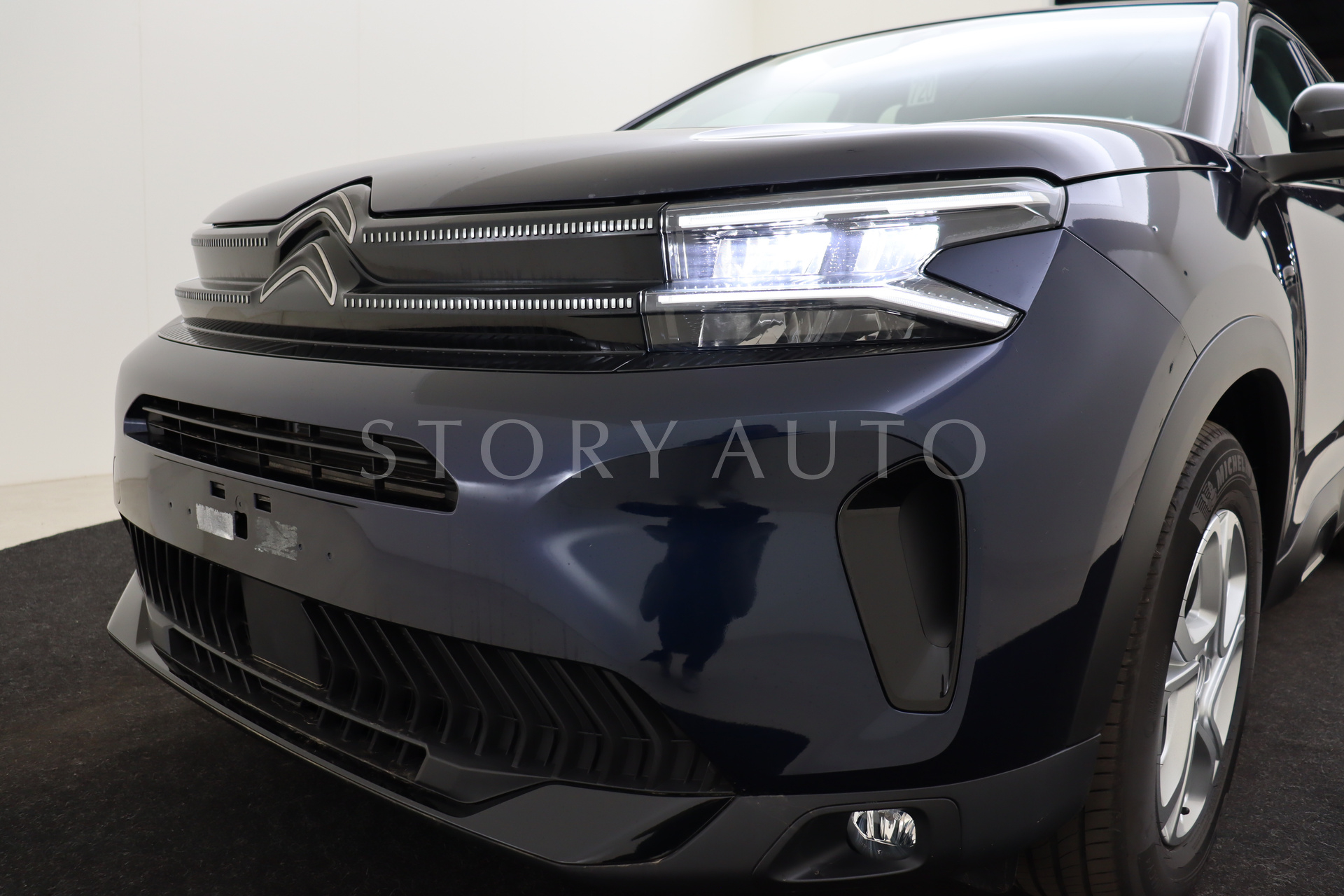 vr7a45gyvrl000556-26