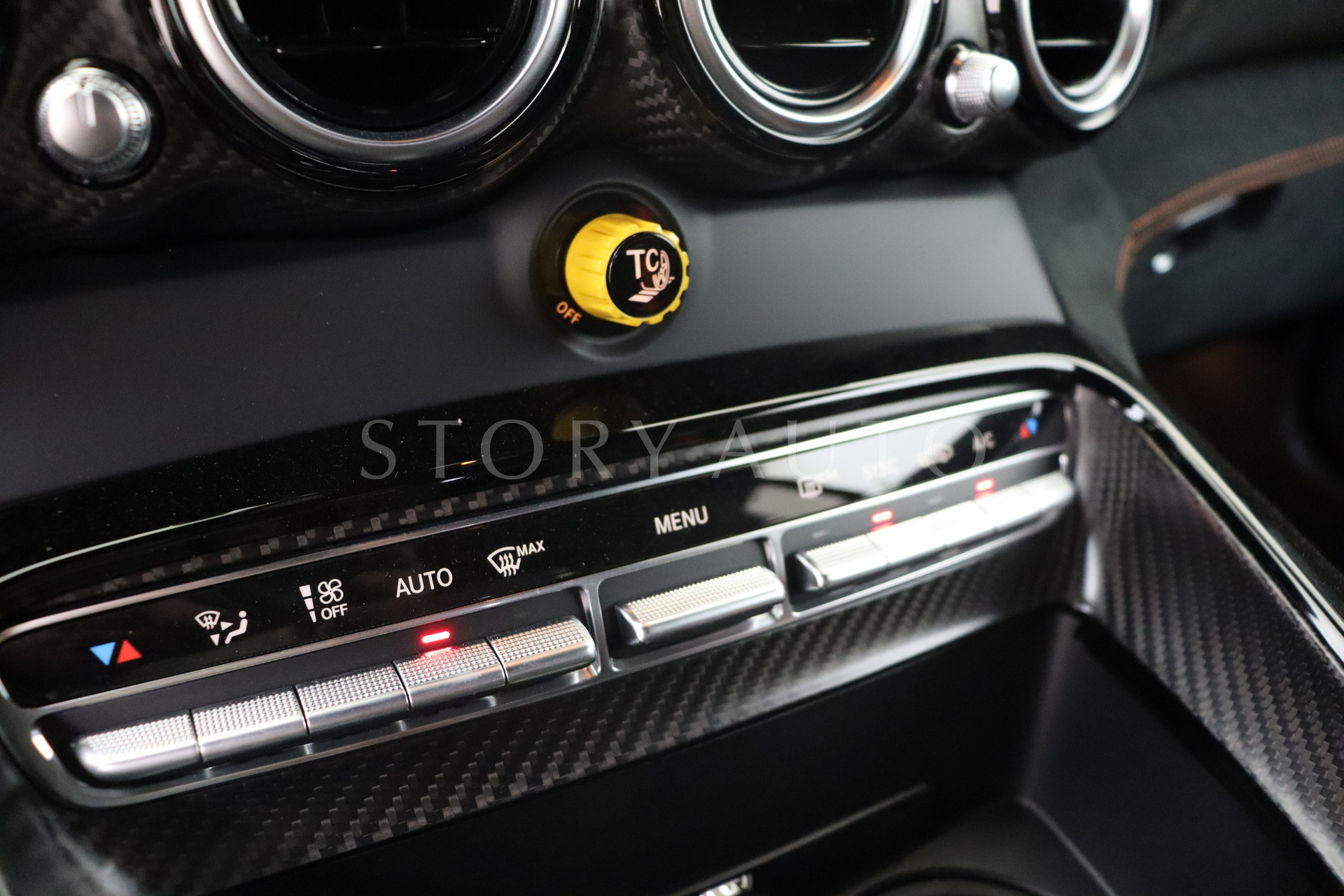 wmx1903811a042513-18